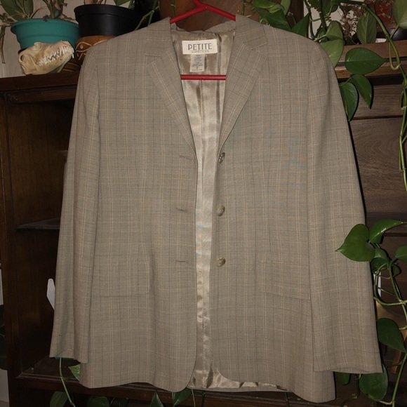 Taupe/grey/beige blazer with subtle plaid design - Picture 3 of 5